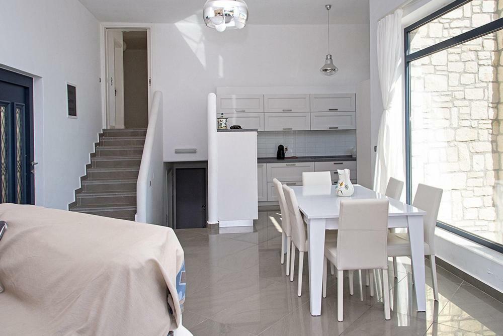 Evilia Luxury Villa 阿莫皮 外观 照片